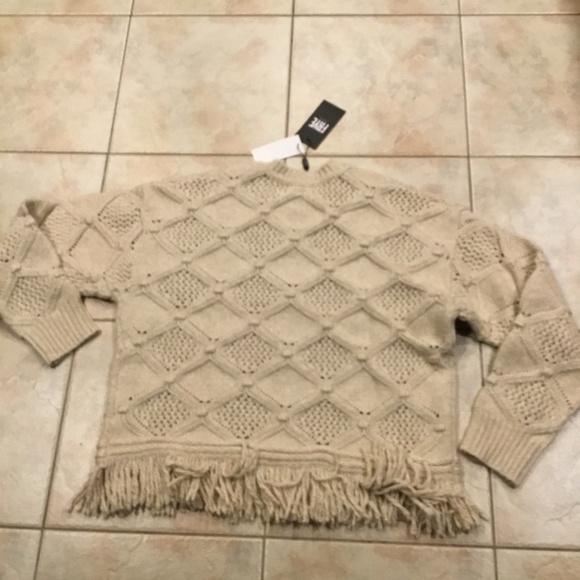 Frye Women’s Sweater Size Medium - Picture 1 of 3